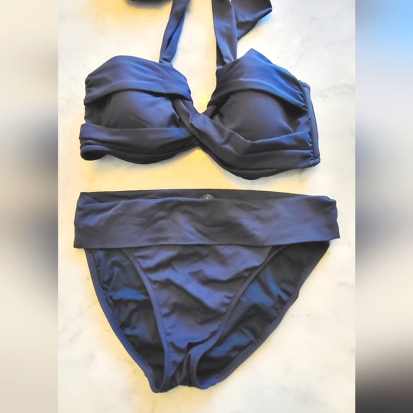 Bikini set - Picture 1 of 3